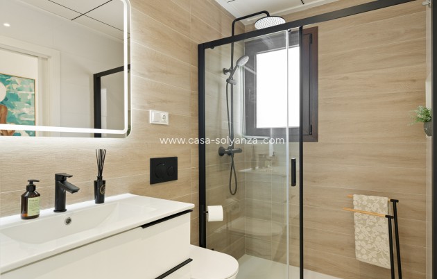 Neue Gebäude - Villa - Polop