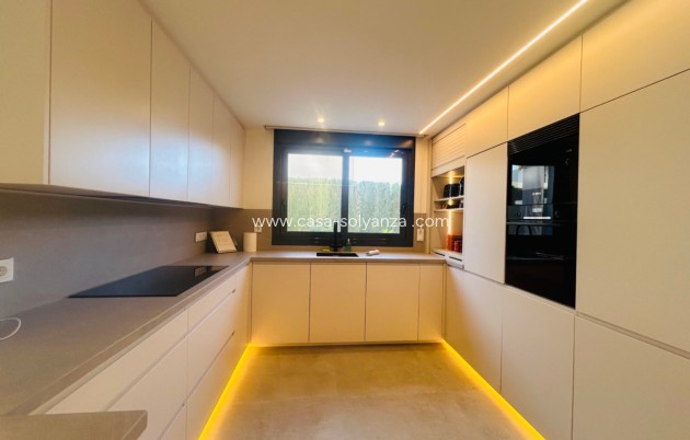 Herverkoop - Villa - Orihuela - Cabo Roig