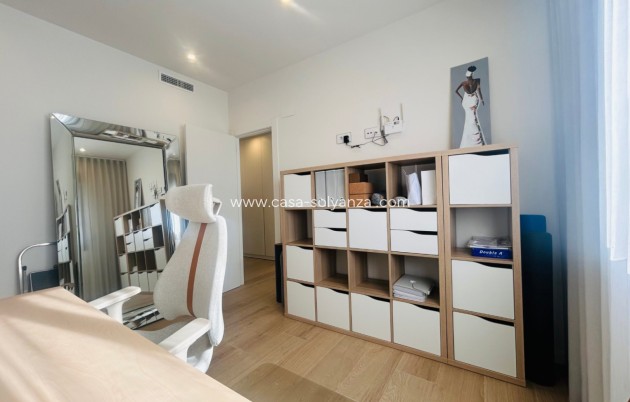 Herverkoop - Villa - Orihuela - Cabo Roig