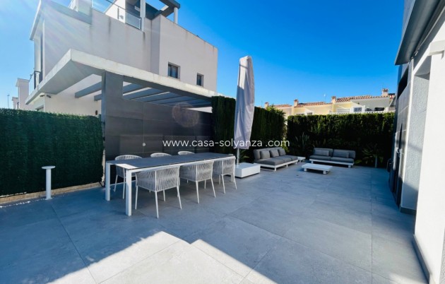 Herverkoop - Villa - Orihuela - Cabo Roig