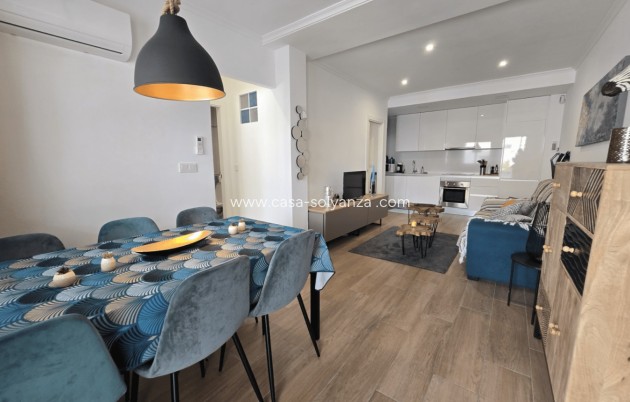 Resale - Apartment / flat - Orihuela Costa - La Zenia