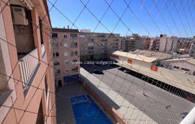 Herverkoop - Appartement / flat - Torrevieja - El Molino