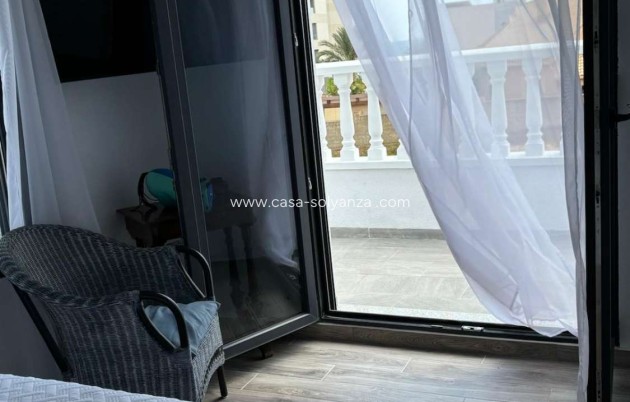 Herverkoop - Villa - Orihuela - Punta Prima