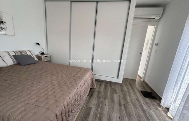 Herverkoop - Villa - Orihuela - Punta Prima