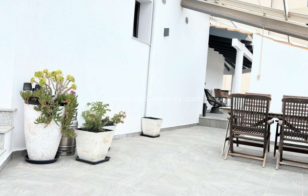 Herverkoop - Villa - Orihuela - Punta Prima