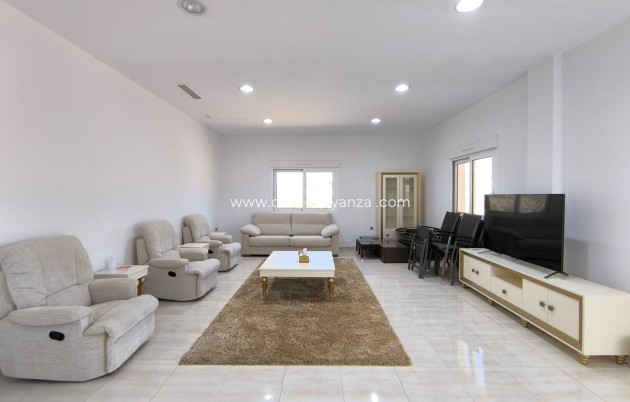 Herverkoop - Villa - Pinoso - Inland