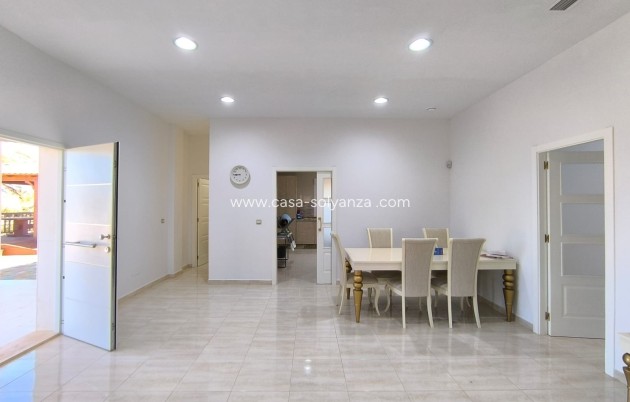 Herverkoop - Villa - Pinoso - Inland