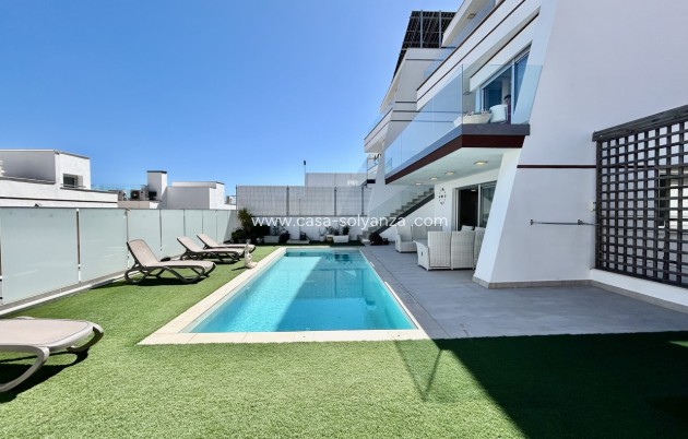 Herverkoop - Villa - Villamartin - Villamartín