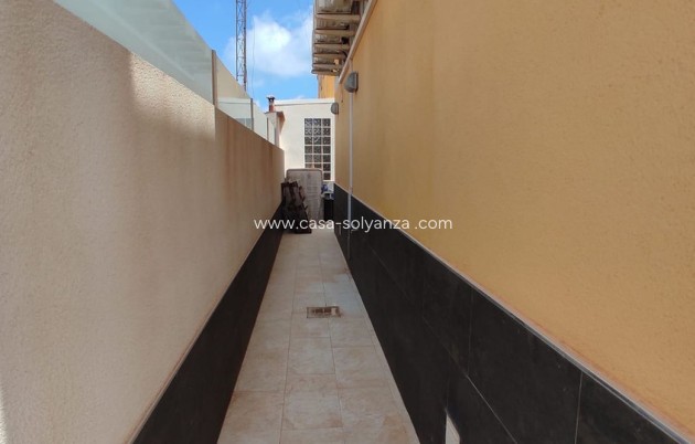 Herverkoop - Villa - Orihuela Costa - Costa Blanca