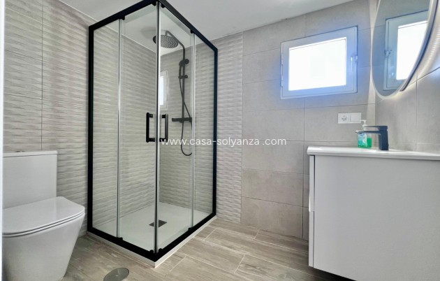 Herverkoop - Villa - San Miguel de Salinas - Las filipinas