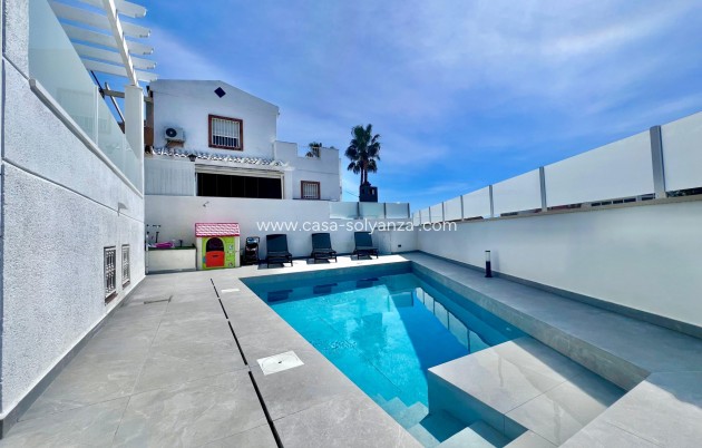 Herverkoop - Villa - San Miguel de Salinas - Las filipinas