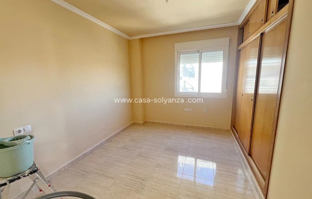 Reventa - Apartamento / piso - Guardamar del Segura - Puerto Deportivo