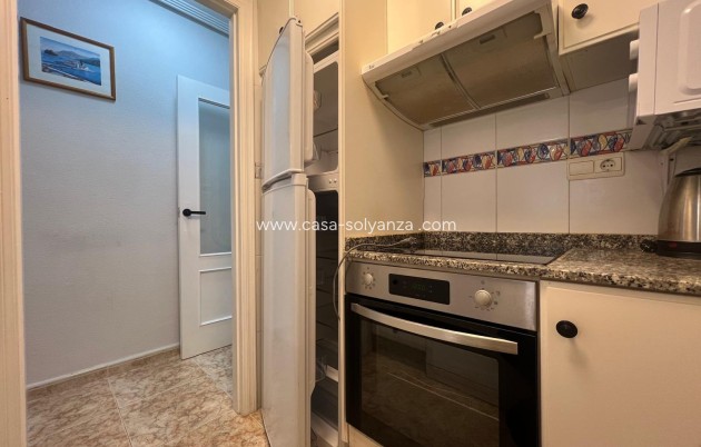 Herverkoop - Appartement / flat - Torrevieja - Center