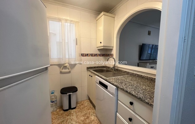 Herverkoop - Appartement / flat - Torrevieja - Center