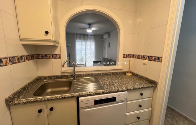 Herverkoop - Appartement / flat - Torrevieja - Center