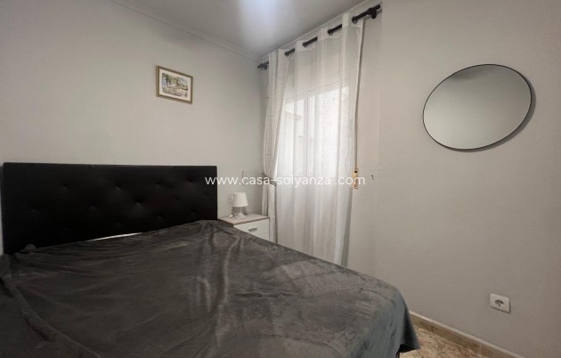 Herverkoop - Appartement / flat - Torrevieja - Center