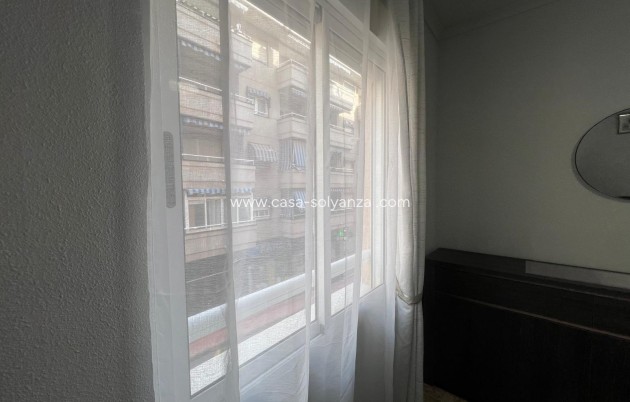 Herverkoop - Appartement / flat - Torrevieja - Center