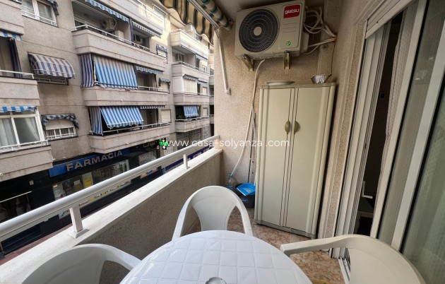 Herverkoop - Appartement / flat - Torrevieja - Center