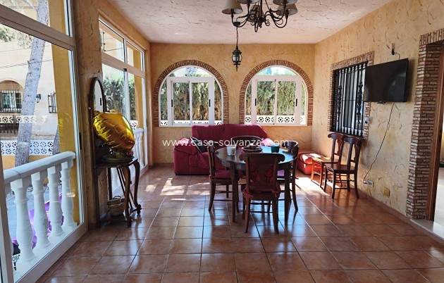 Revente - Villa - Torrevieja - Los Balcones