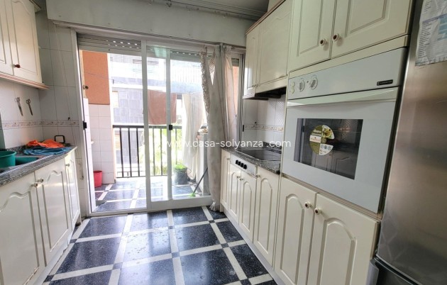 Resale - Apartment / flat - Torrevieja - Center