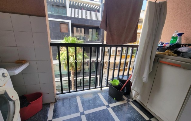 Resale - Apartment / flat - Torrevieja - Center