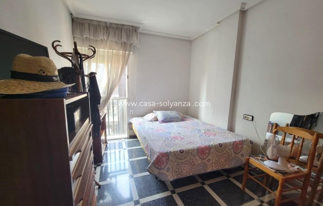 Resale - Apartment / flat - Torrevieja - Center