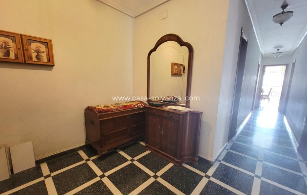 Resale - Apartment / flat - Torrevieja - Center