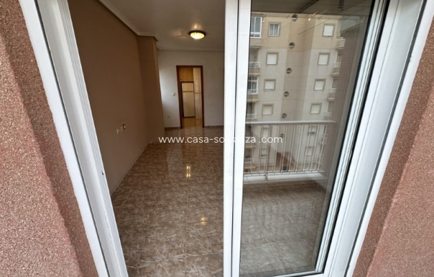Resale - Apartment / flat - Torrevieja - Costa Blanca