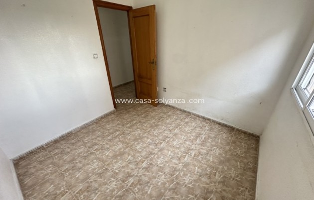 Resale - Apartment / flat - Torrevieja - Costa Blanca