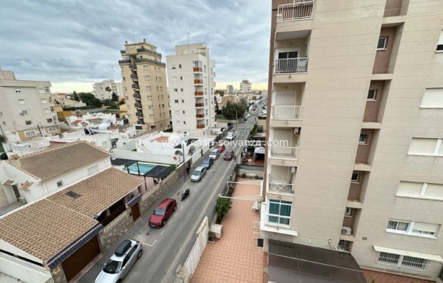 Resale - Apartment / flat - Torrevieja - Costa Blanca