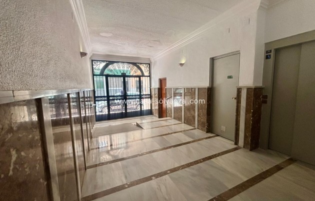 Herverkoop - Appartement / flat - Torrevieja