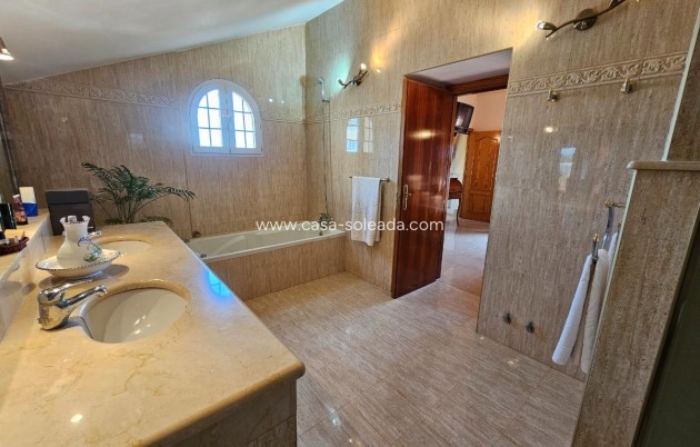 Wiederverkauf - Villa - Playa Honda - Costa Calida