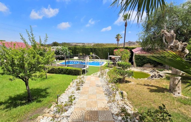 Resale - Villa - Ciudad Quesada