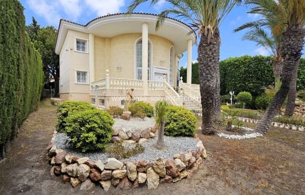 Resale - Villa - Ciudad Quesada