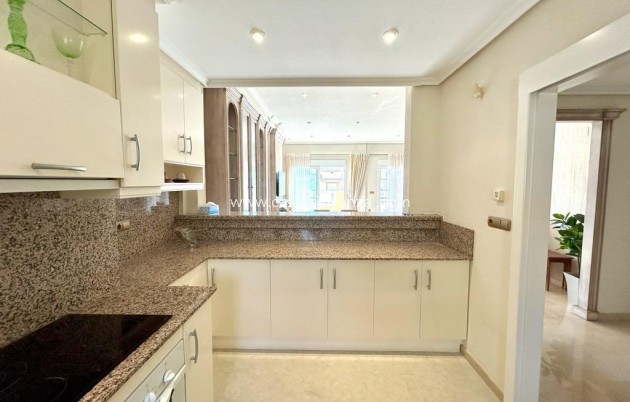 Herverkoop - Appartement / flat - Dehesa de campoamor - Campoamor