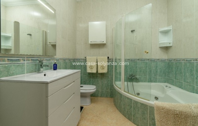 Herverkoop - Villa - Los Altos