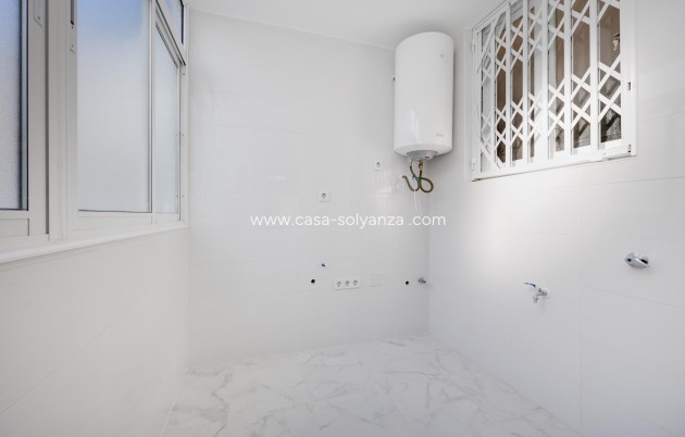 Herverkoop - Appartement / flat - Torrevieja - Acequion