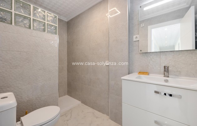 Herverkoop - Appartement / flat - Torrevieja - Acequion