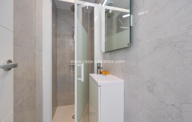 Herverkoop - Appartement / flat - Torrevieja - Acequion