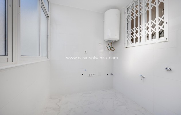 Resale - Flat - Torrevieja - Acequion