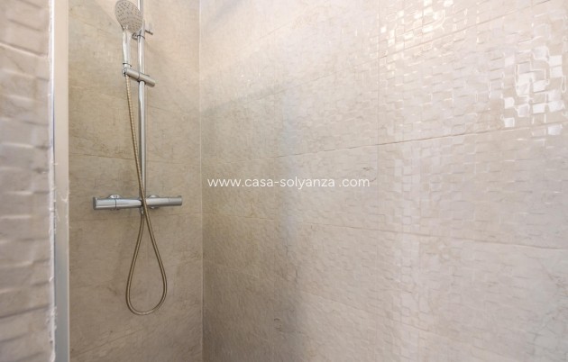 Resale - Flat - Torrevieja - Acequion