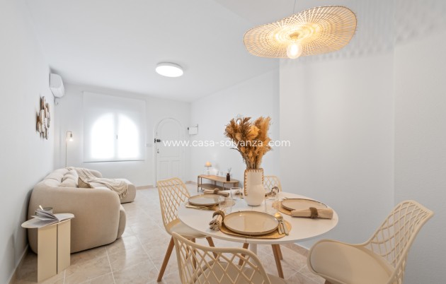 Resale - Townhouse - La Florida