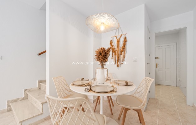 Resale - Townhouse - La Florida