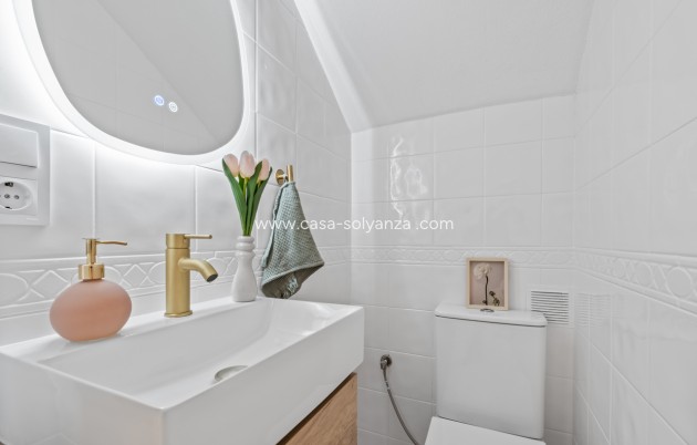 Resale - Townhouse - La Florida