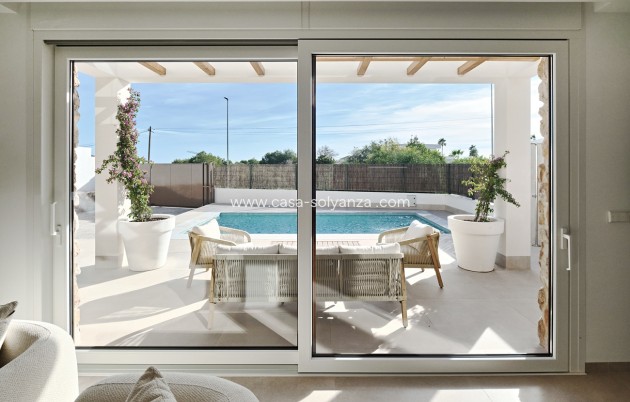 Herverkoop - Villa - Orihuela Costa - Costa Blanca