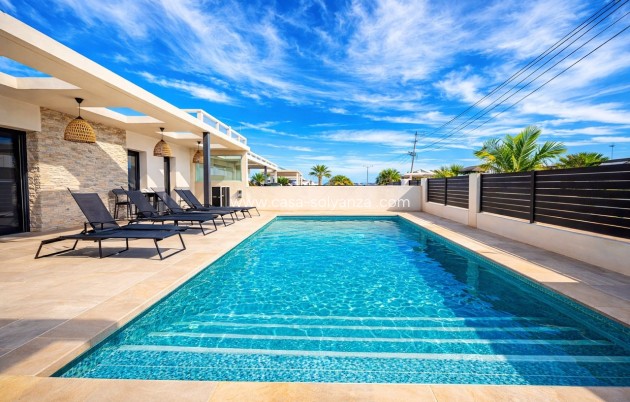 Herverkoop - Villa - Los Balcones - Costa Blanca