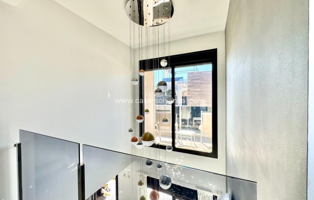 Herverkoop - Villa - Orihuela Costa - Lomas de Cabo Roig