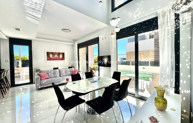 Herverkoop - Villa - Orihuela Costa - Lomas de Cabo Roig