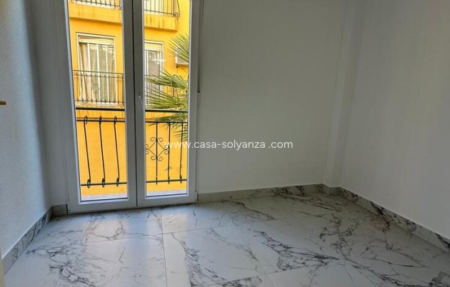 Resale - Apartment / flat - Torrevieja - La veleta