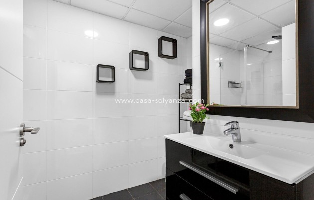 Resale - Apartment / flat - Alicante - Pau 5